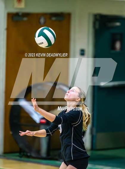 Thumbnail 3 in Thousand Oaks vs Dos Pueblos (CIF SS Division 4 Round 1) photogallery.