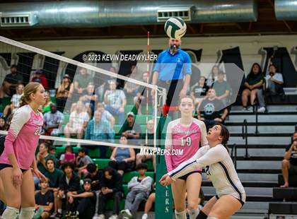 Thumbnail 3 in Thousand Oaks vs Dos Pueblos (CIF SS Division 4 Round 1) photogallery.