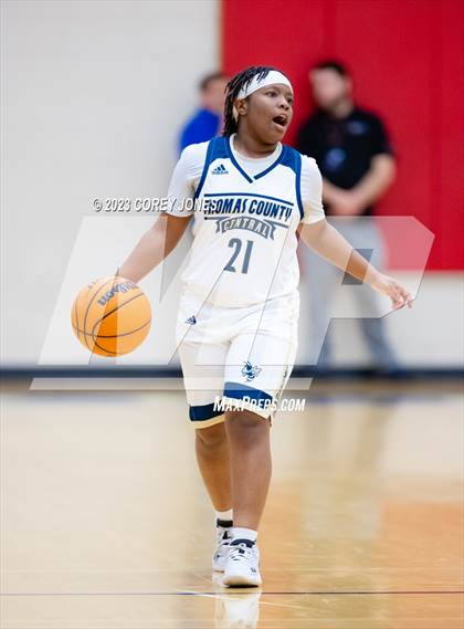 Thumbnail 3 in Northside vs Thomas County Central  photogallery.