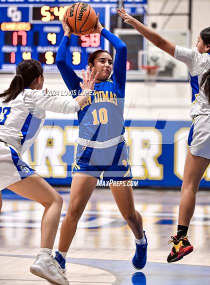 Thumbnail 3 in San Dimas @ Charter Oak photogallery.