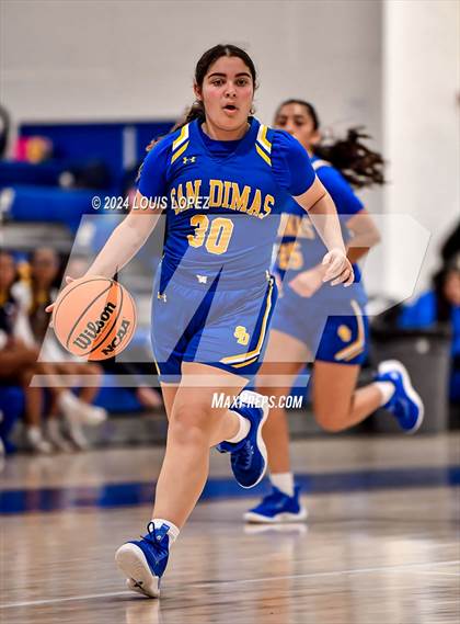 Thumbnail 2 in San Dimas @ Charter Oak photogallery.