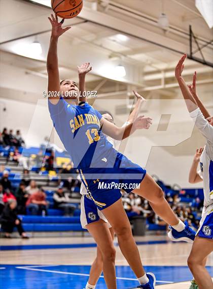 Thumbnail 3 in San Dimas @ Charter Oak photogallery.