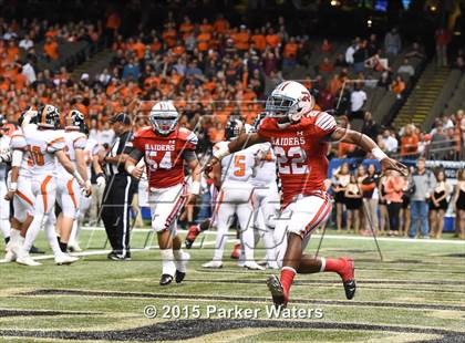 Thumbnail 3 in Catholic-B.R. vs. Archbishop Rummel (LHSAA Divison 1 Final) photogallery.