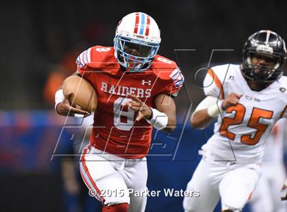 Thumbnail 3 in Catholic-B.R. vs. Archbishop Rummel (LHSAA Divison 1 Final) photogallery.