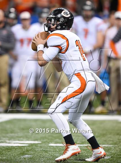 Thumbnail 2 in Catholic-B.R. vs. Archbishop Rummel (LHSAA Divison 1 Final) photogallery.
