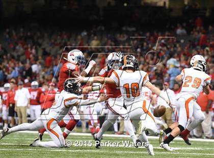 Thumbnail 2 in Catholic-B.R. vs. Archbishop Rummel (LHSAA Divison 1 Final) photogallery.