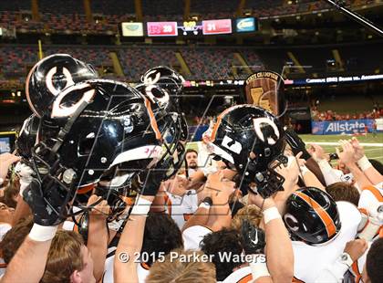 Thumbnail 2 in Catholic-B.R. vs. Archbishop Rummel (LHSAA Divison 1 Final) photogallery.