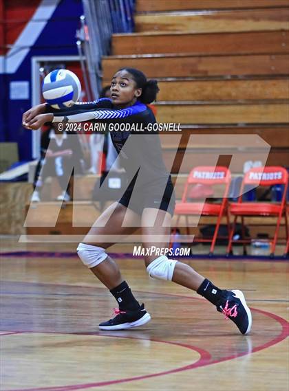 Thumbnail 1 in Durham School of the Arts @ West Carteret, NCHSAA Round 1 photogallery.