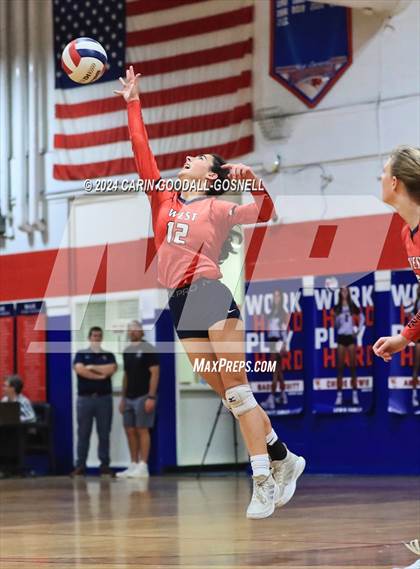 Thumbnail 1 in Durham School of the Arts @ West Carteret, NCHSAA Round 1 photogallery.