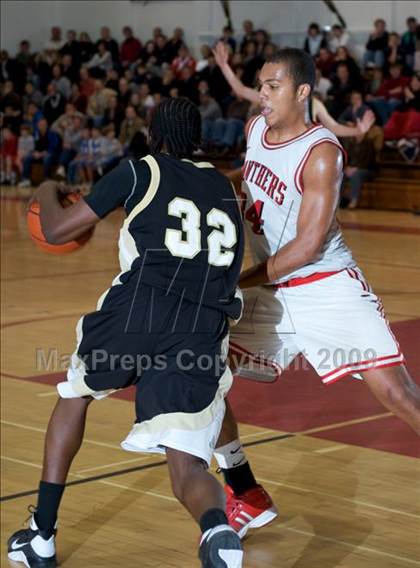 Thumbnail 3 in Archbishop Mitty @ Burlingame photogallery.