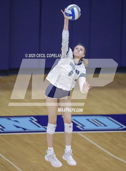 Thumbnail 3 in Sequoyah vs. Creekview (Region 6AAAAA 3rd Place) photogallery.