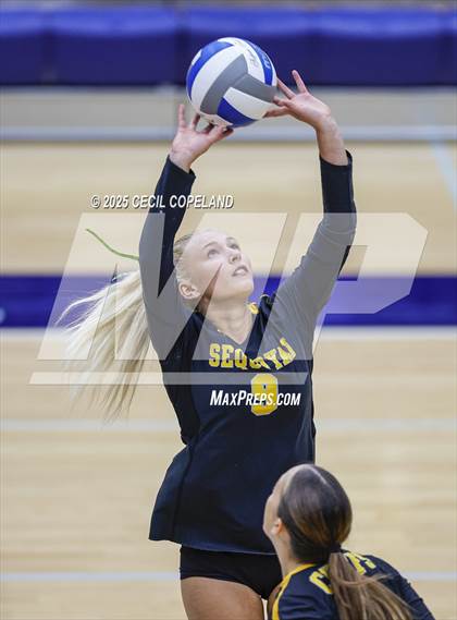 Thumbnail 3 in Sequoyah vs. Creekview (Region 6AAAAA 3rd Place) photogallery.