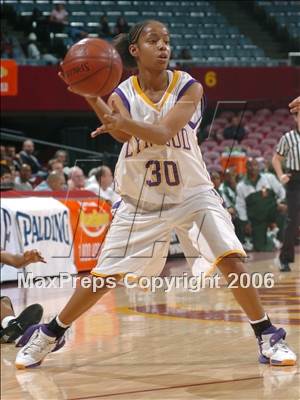Thumbnail 3 in Lynwood vs. Long Beach Poly (CIF SoCal D1 Final) photogallery.