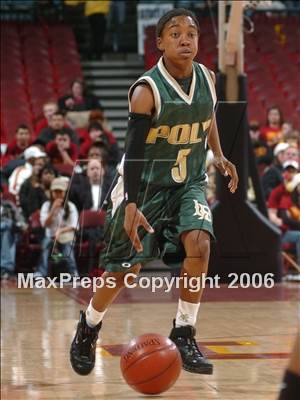 Thumbnail 1 in Lynwood vs. Long Beach Poly (CIF SoCal D1 Final) photogallery.