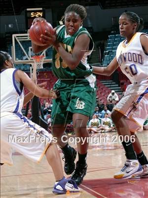 Thumbnail 2 in Lynwood vs. Long Beach Poly (CIF SoCal D1 Final) photogallery.