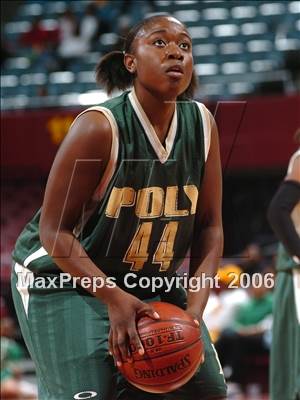 Thumbnail 2 in Lynwood vs. Long Beach Poly (CIF SoCal D1 Final) photogallery.