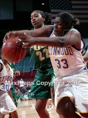 Thumbnail 1 in Lynwood vs. Long Beach Poly (CIF SoCal D1 Final) photogallery.