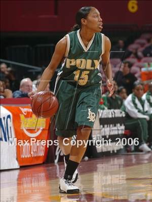 Thumbnail 3 in Lynwood vs. Long Beach Poly (CIF SoCal D1 Final) photogallery.