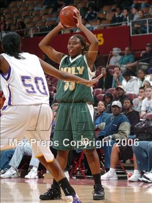 Thumbnail 2 in Lynwood vs. Long Beach Poly (CIF SoCal D1 Final) photogallery.