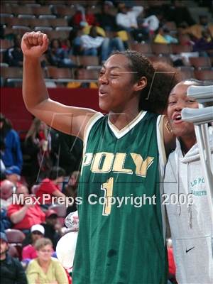 Thumbnail 1 in Lynwood vs. Long Beach Poly (CIF SoCal D1 Final) photogallery.