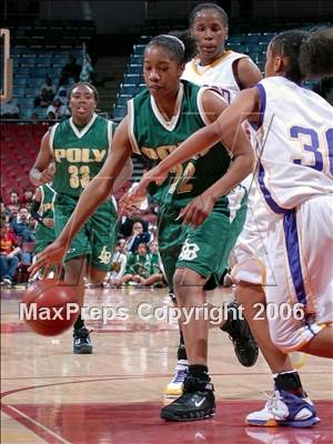 Thumbnail 1 in Lynwood vs. Long Beach Poly (CIF SoCal D1 Final) photogallery.