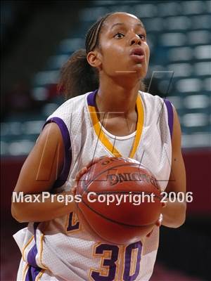 Thumbnail 1 in Lynwood vs. Long Beach Poly (CIF SoCal D1 Final) photogallery.