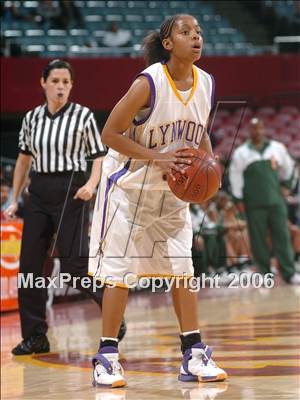 Thumbnail 2 in Lynwood vs. Long Beach Poly (CIF SoCal D1 Final) photogallery.