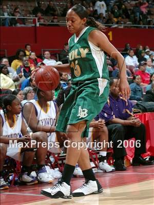 Thumbnail 1 in Lynwood vs. Long Beach Poly (CIF SoCal D1 Final) photogallery.