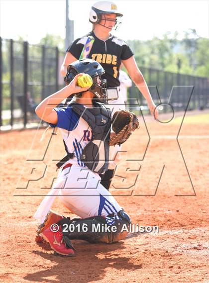 Thumbnail 3 in Red Bank vs McMinn County photogallery.