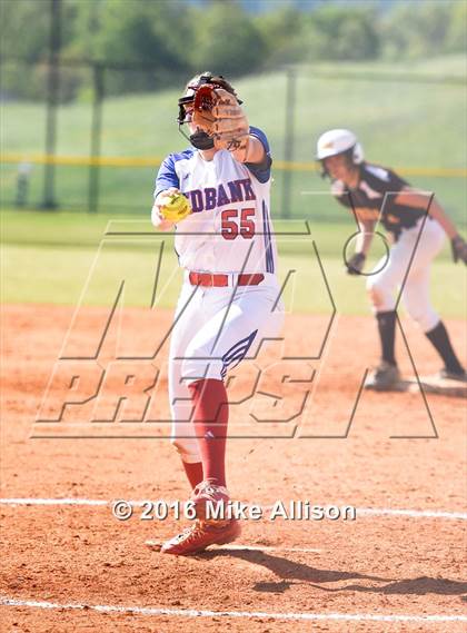 Thumbnail 2 in Red Bank vs McMinn County photogallery.