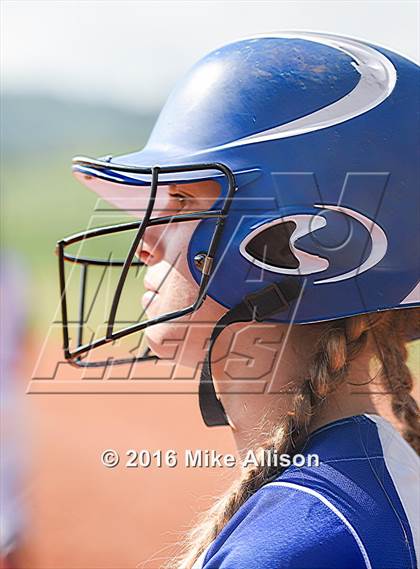 Thumbnail 1 in Red Bank vs McMinn County photogallery.