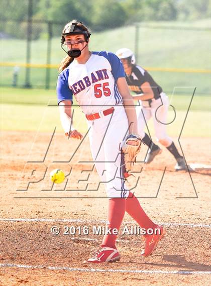 Thumbnail 1 in Red Bank vs McMinn County photogallery.