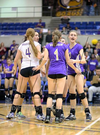 Thumbnail 2 in Vacaville Christian vs Bradshaw Christian (CIF SJS D5 Final) photogallery.