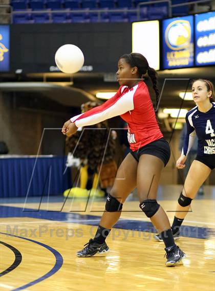 Thumbnail 1 in Vacaville Christian vs Bradshaw Christian (CIF SJS D5 Final) photogallery.