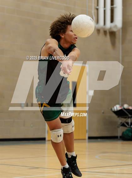 Thumbnail 2 in Grandview vs. Mountain Vista photogallery.