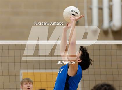Thumbnail 2 in Grandview vs. Mountain Vista photogallery.