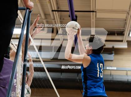 Thumbnail 3 in Grandview vs. Mountain Vista photogallery.