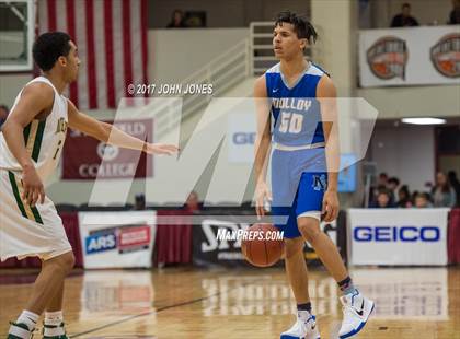 Thumbnail 1 in Notre Dame vs Archbishop Molloy (Spalding Hoophall Classic) photogallery.