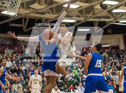 Thumbnail 1 in Notre Dame vs Archbishop Molloy (Spalding Hoophall Classic) photogallery.