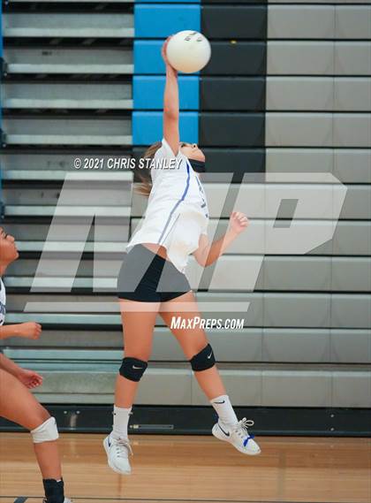 Thumbnail 2 in Westview vs Paradise Honors (Wolves Classic) photogallery.