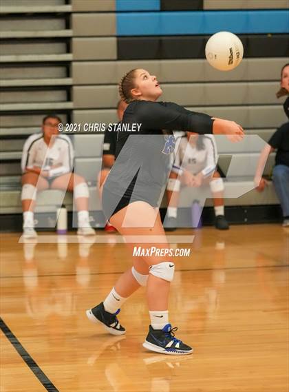 Thumbnail 1 in Westview vs Paradise Honors (Wolves Classic) photogallery.