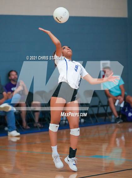 Thumbnail 1 in Westview vs Paradise Honors (Wolves Classic) photogallery.