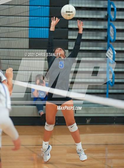 Thumbnail 1 in Westview vs Paradise Honors (Wolves Classic) photogallery.