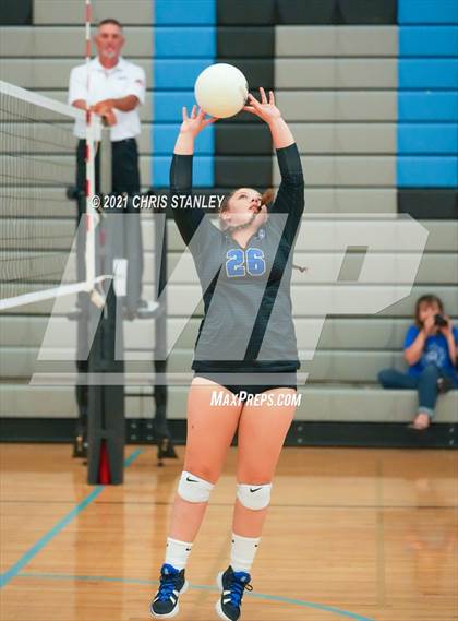 Thumbnail 1 in Westview vs Paradise Honors (Wolves Classic) photogallery.