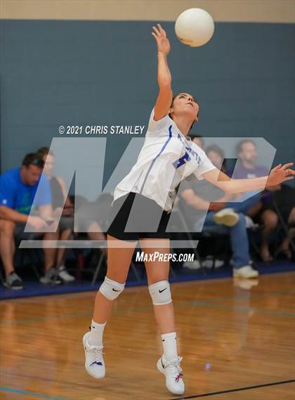 Thumbnail 3 in Westview vs Paradise Honors (Wolves Classic) photogallery.