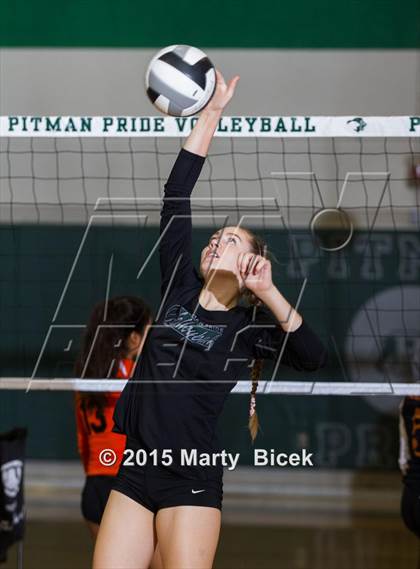 Thumbnail 1 in JV: Pitman vs Merced photogallery.