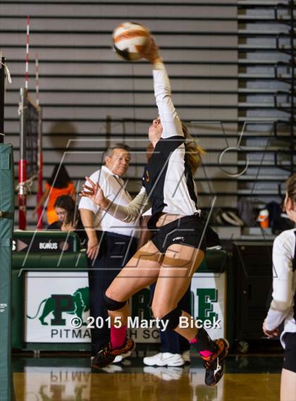 Thumbnail 1 in Pitman vs Merced photogallery.