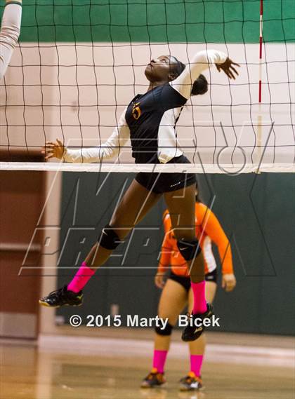 Thumbnail 1 in Pitman vs Merced photogallery.