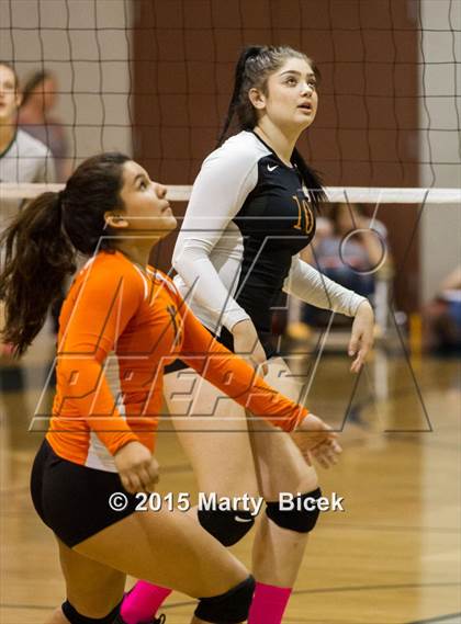 Thumbnail 1 in Pitman vs Merced photogallery.