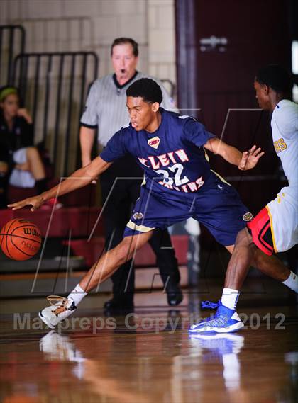 Thumbnail 1 in Copperas Cove vs Klein Collins (McDonald's Texas Invitational) photogallery.